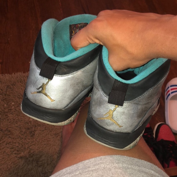 very rare, statue of liberty jordan 10s - Picture 2 of 6